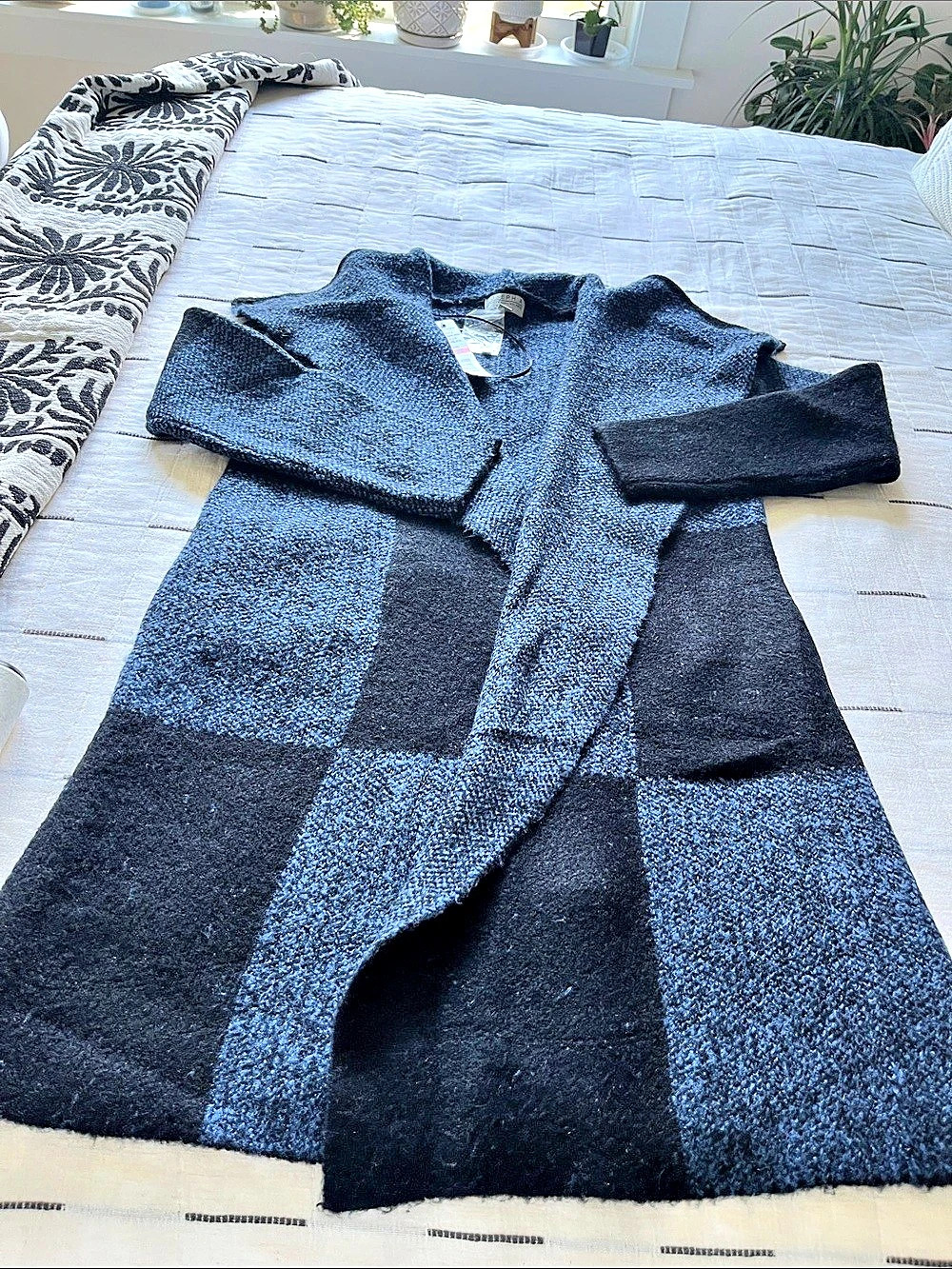 Joseph A Color Block cardigan sweater in Blue & Black Size PXS  NWT